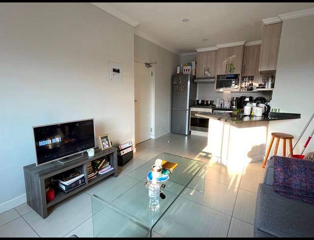 1 BEDROOM APARTMENT FOR SALE IN WILGEHEUWEL